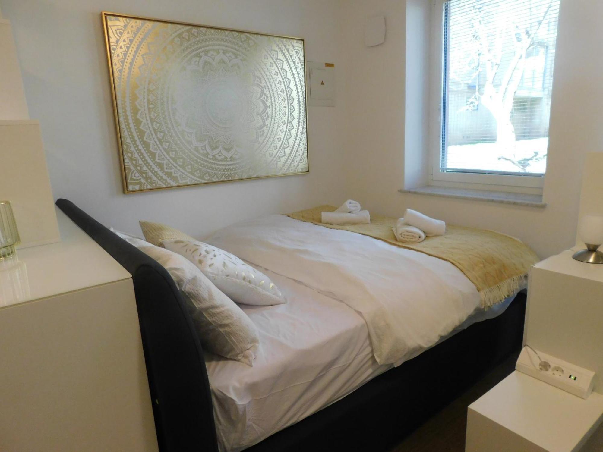 Modern Center Studio Under The Castle - Free Parking Appartement Ljubljana Buitenkant foto