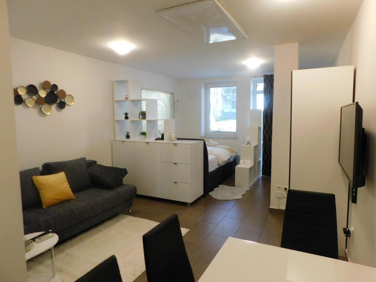 Modern Center Studio Under The Castle - Free Parking Appartement Ljubljana Buitenkant foto